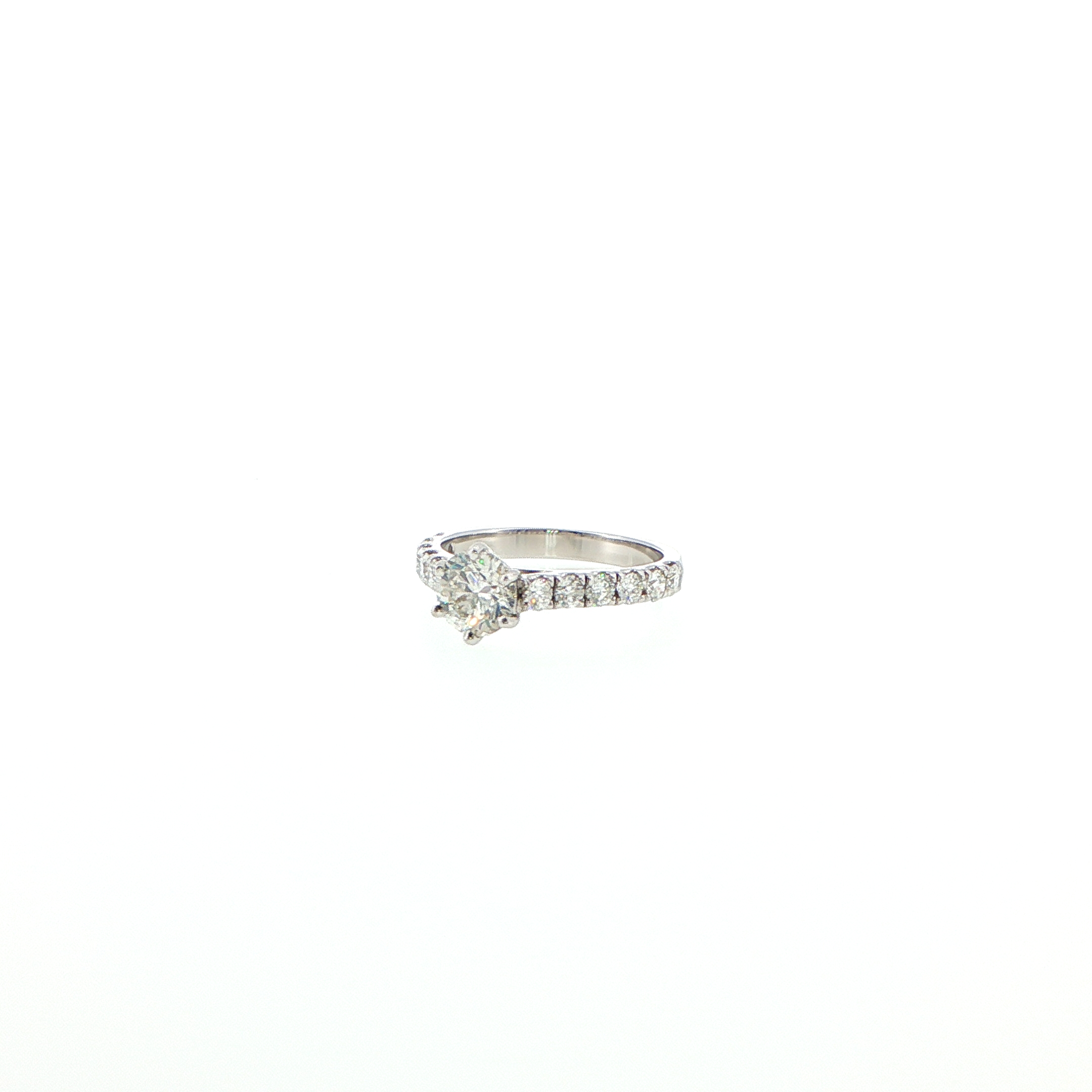 Round Brilliant Cut Diamond Solitaire Engagement Ring in 18ct White Gold - Image 3