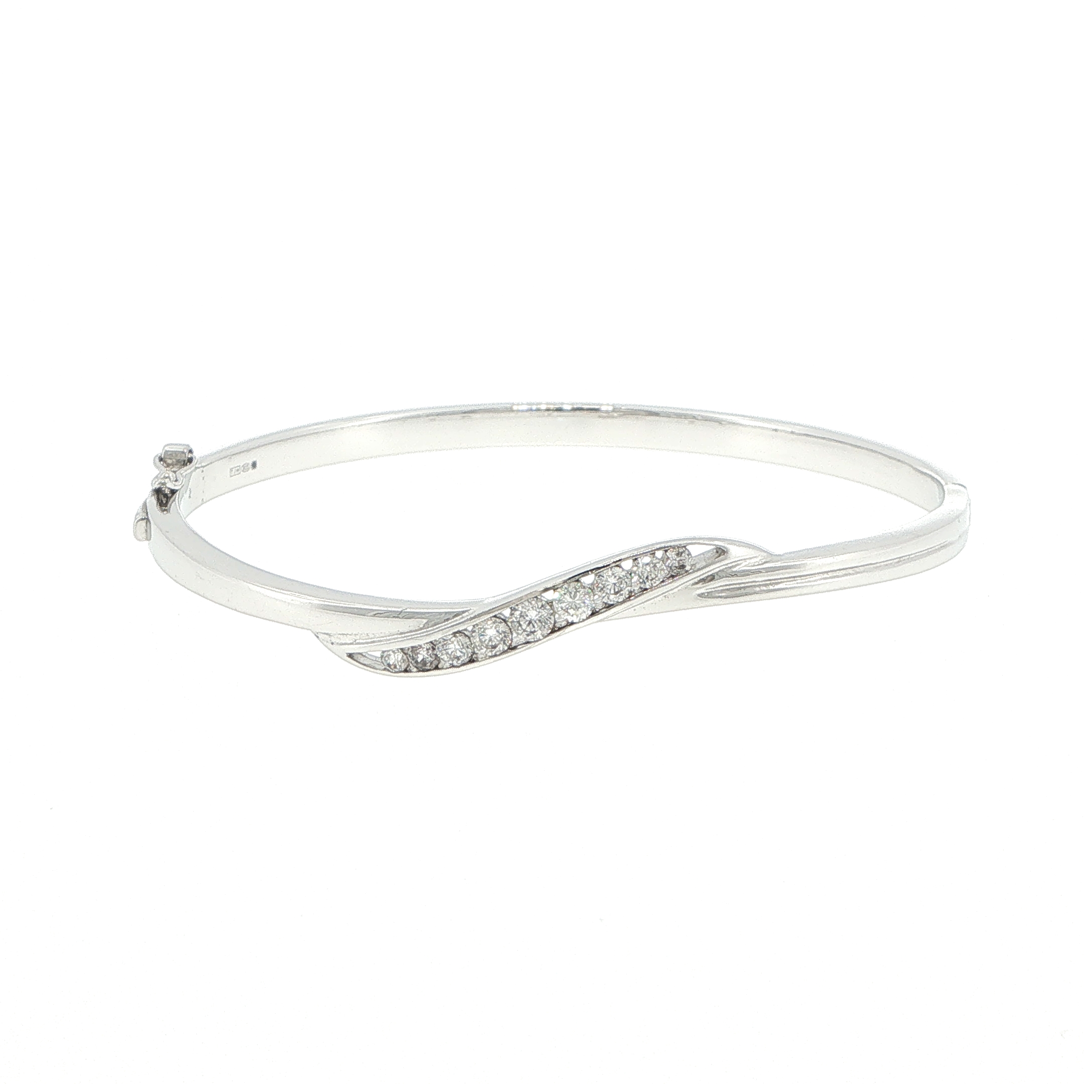 Wave Crossover Bangle in Silver