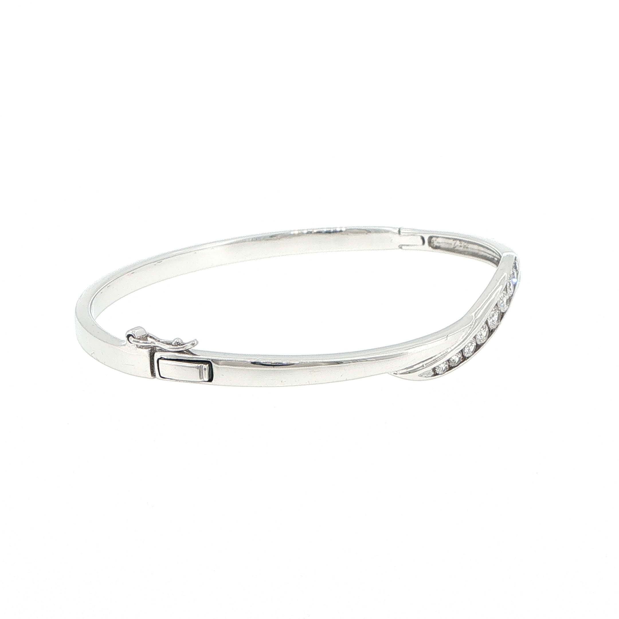 Wave Crossover Bangle in Silver - Image 4