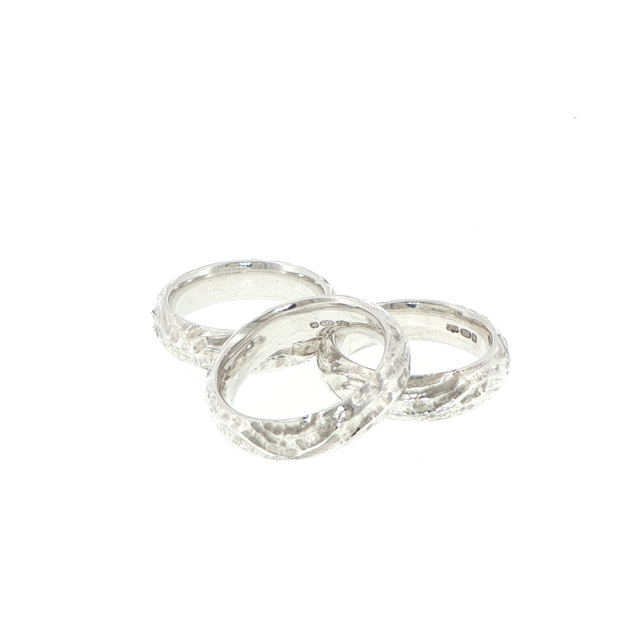 Wavy Textured Silver Band Ring - Image 7