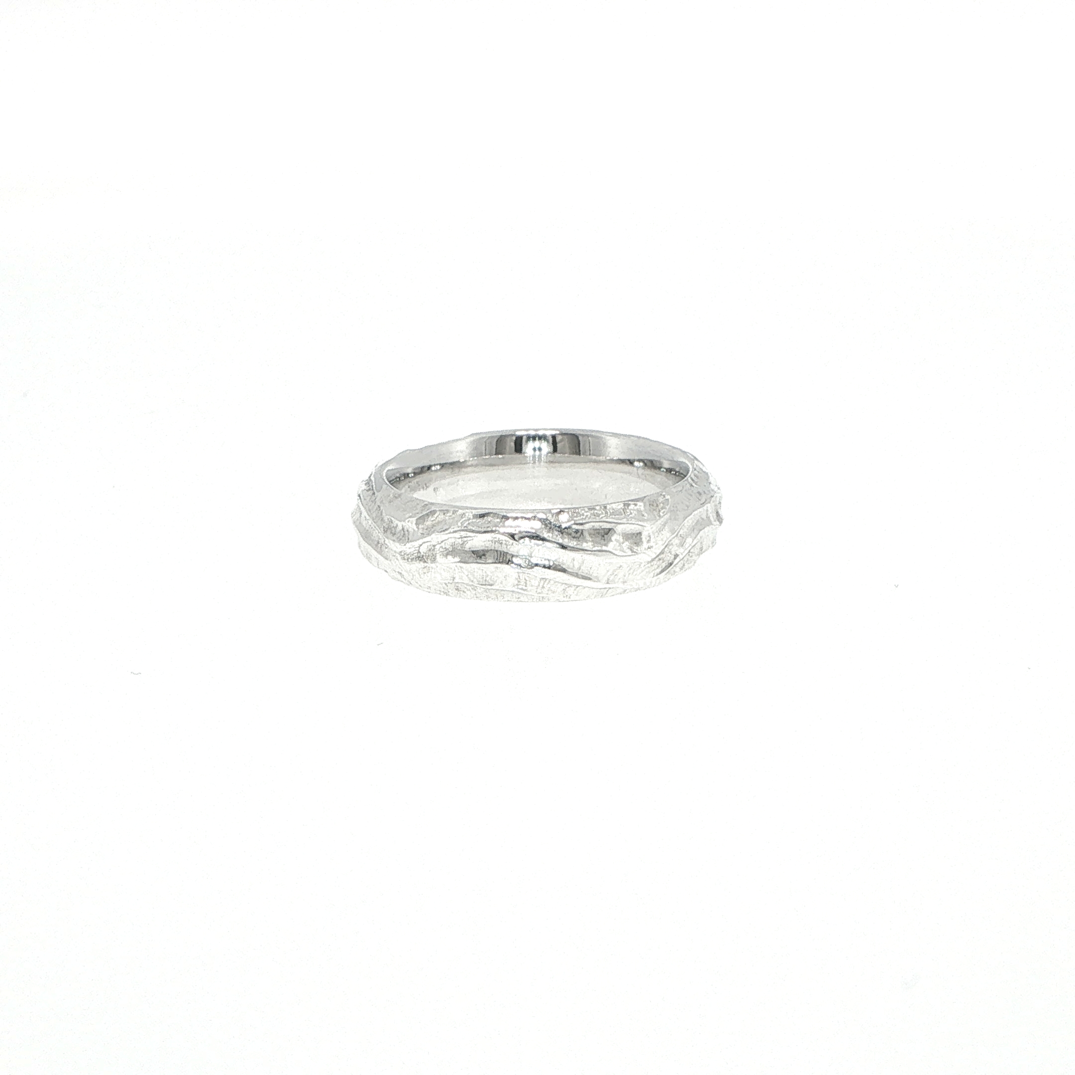 Wavy Textured Silver Band Ring - Image 4