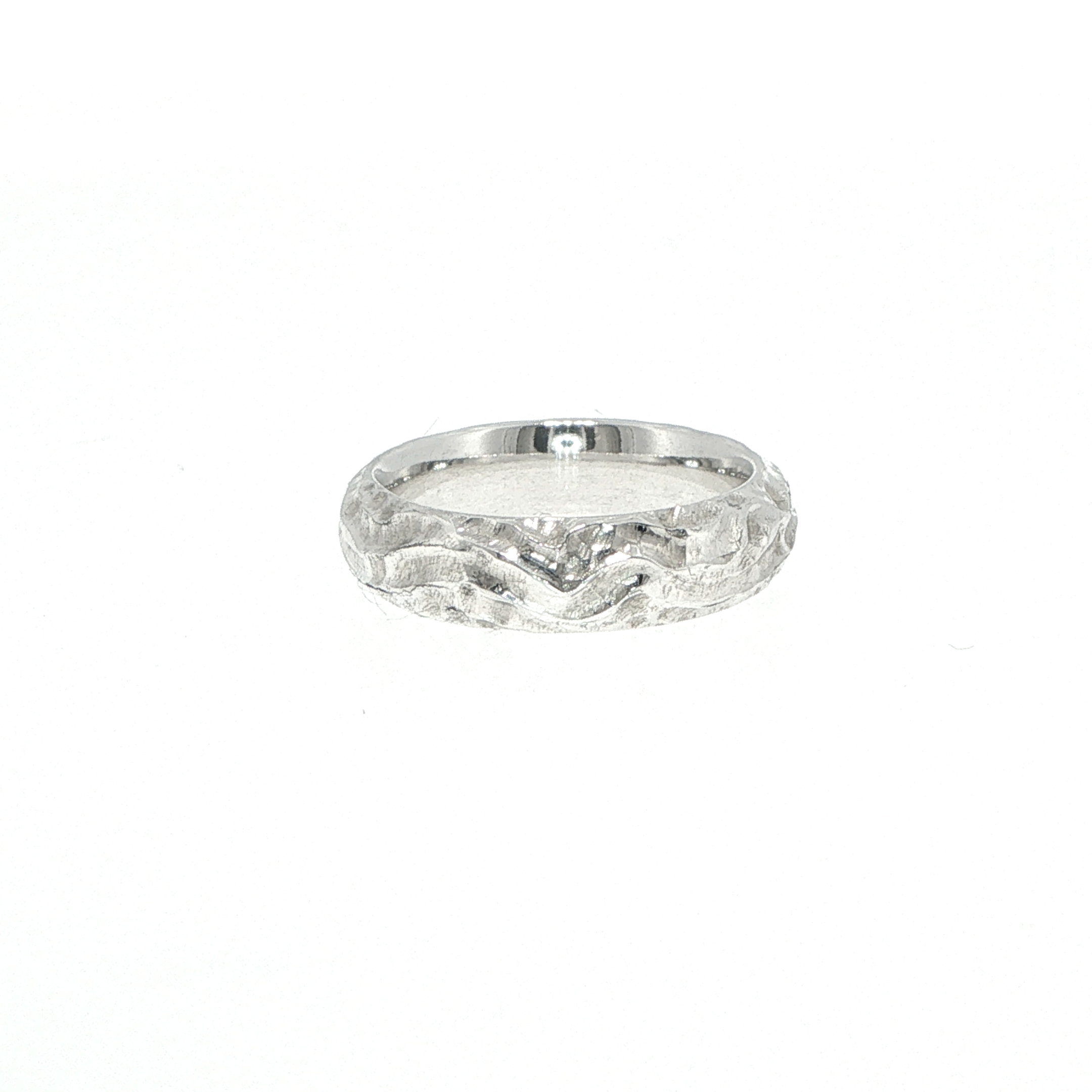 Wavy Textured Silver Band Ring - Image 5