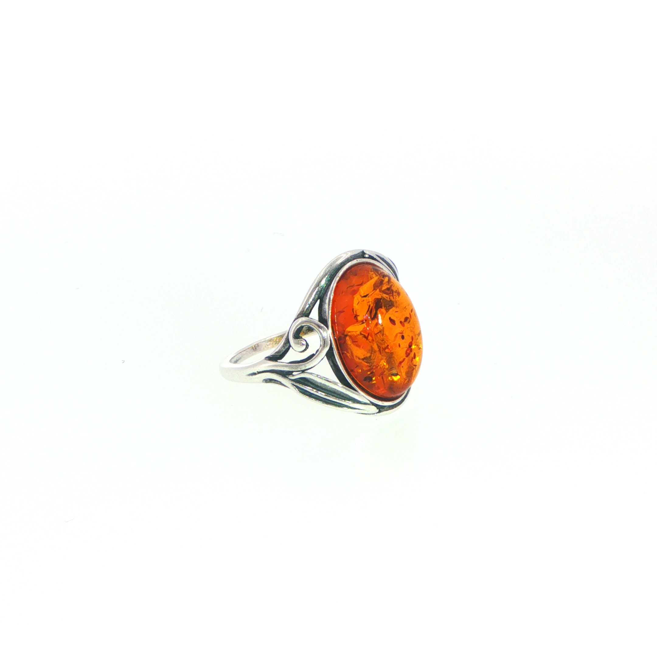 Silver Oval Amber Solitaire Ring with Decorative Band - Image 2