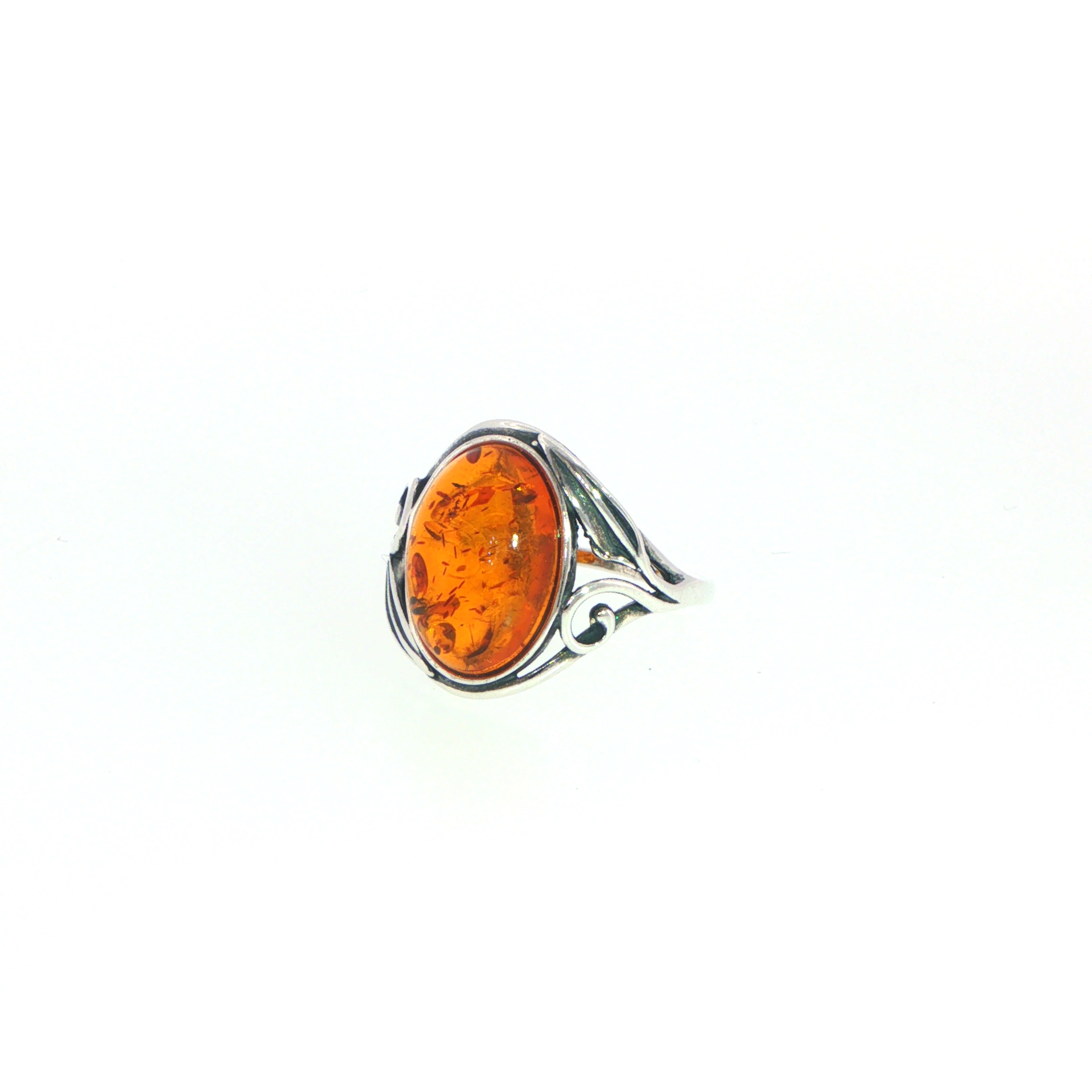 Silver Oval Amber Solitaire Ring with Decorative Band - Image 7
