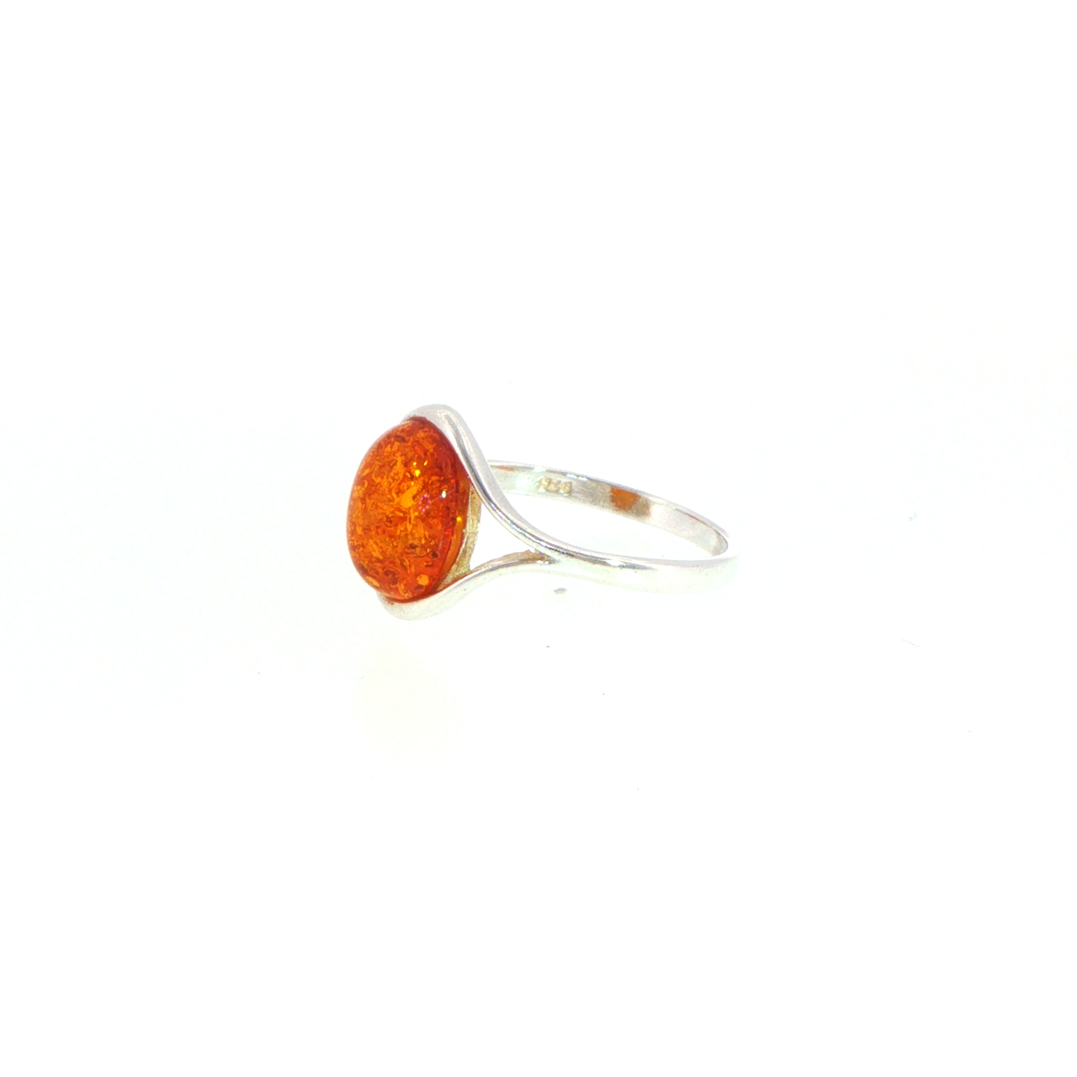 Silver Split Shank Oval Amber Solitaire Ring Small - Image 7