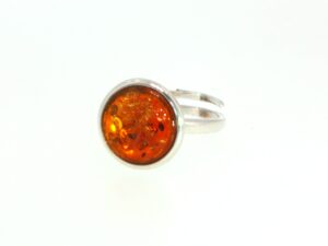 Round Cabochon Amber Crossover Back Ring in Silver
