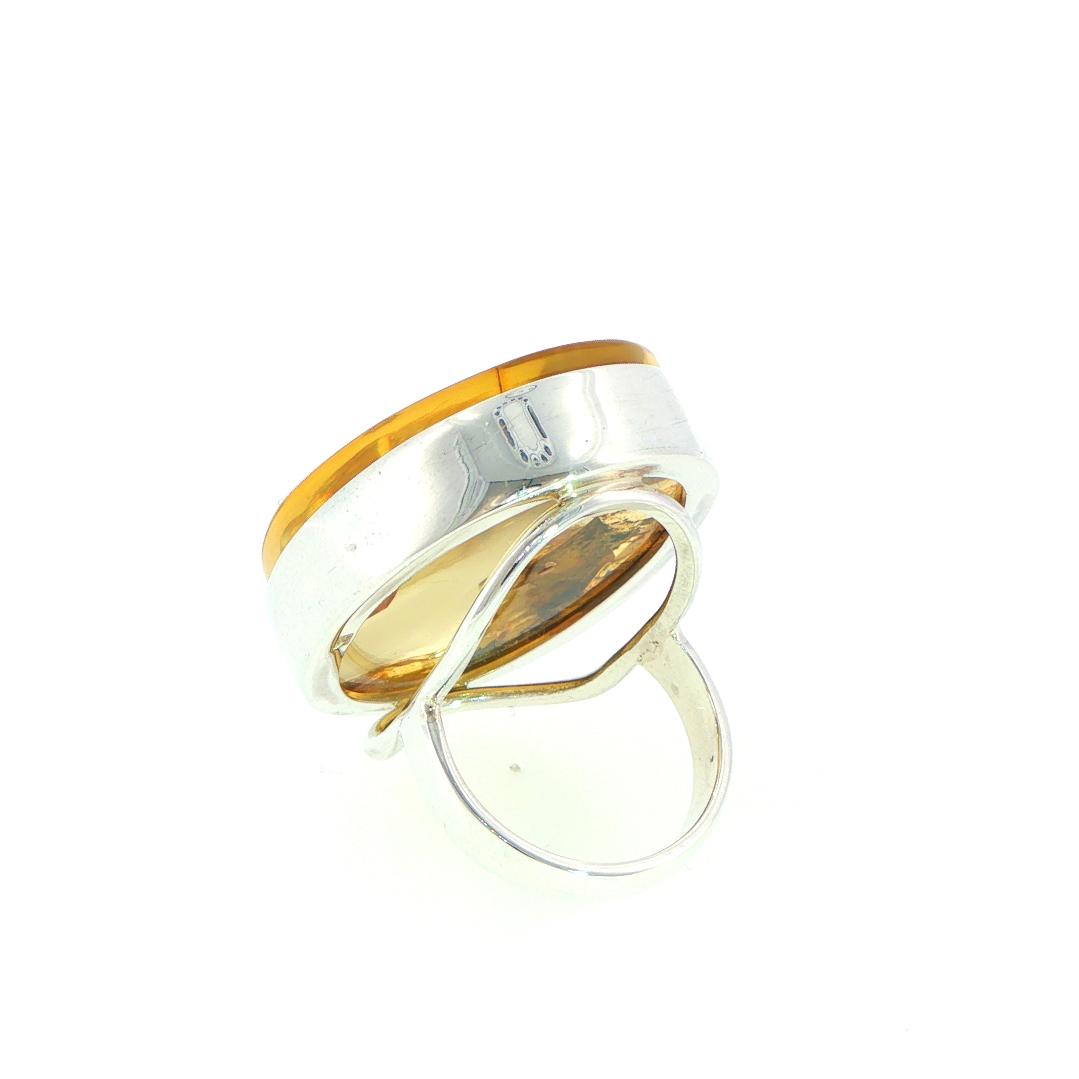 Oval Amber Ring in Silver with Natural Inclusions - Image 9