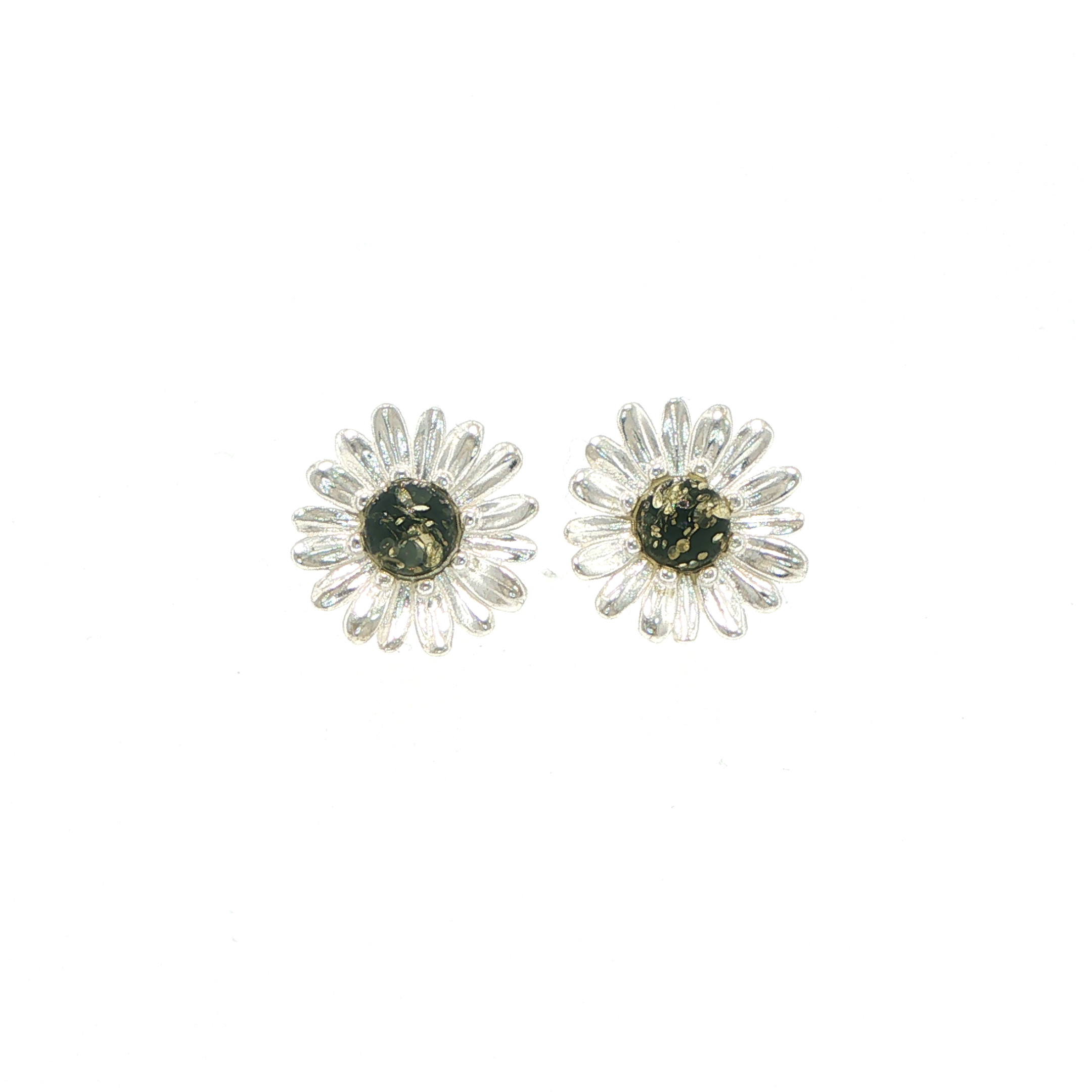 Daisy Stud Earrings with Green Amber Centre in Silver