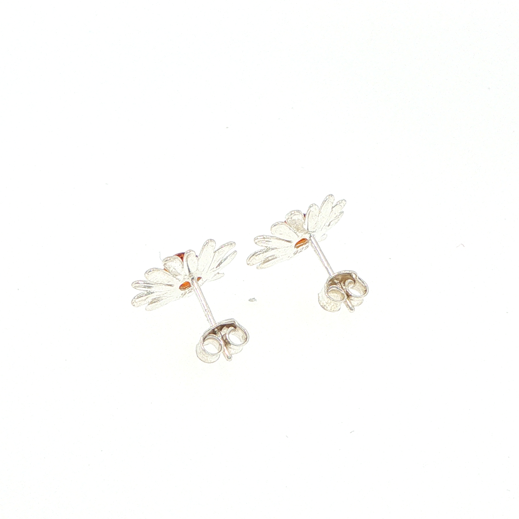 Daisy Stud Earrings with Orange Amber Centre in Silver - Image 9