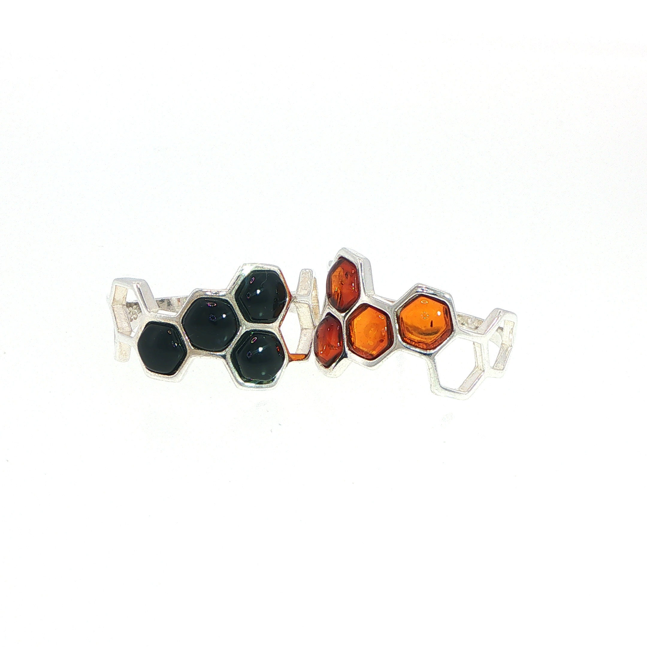 Honeycomb Ring with Whitby Jet Stones in Silver - Image 14