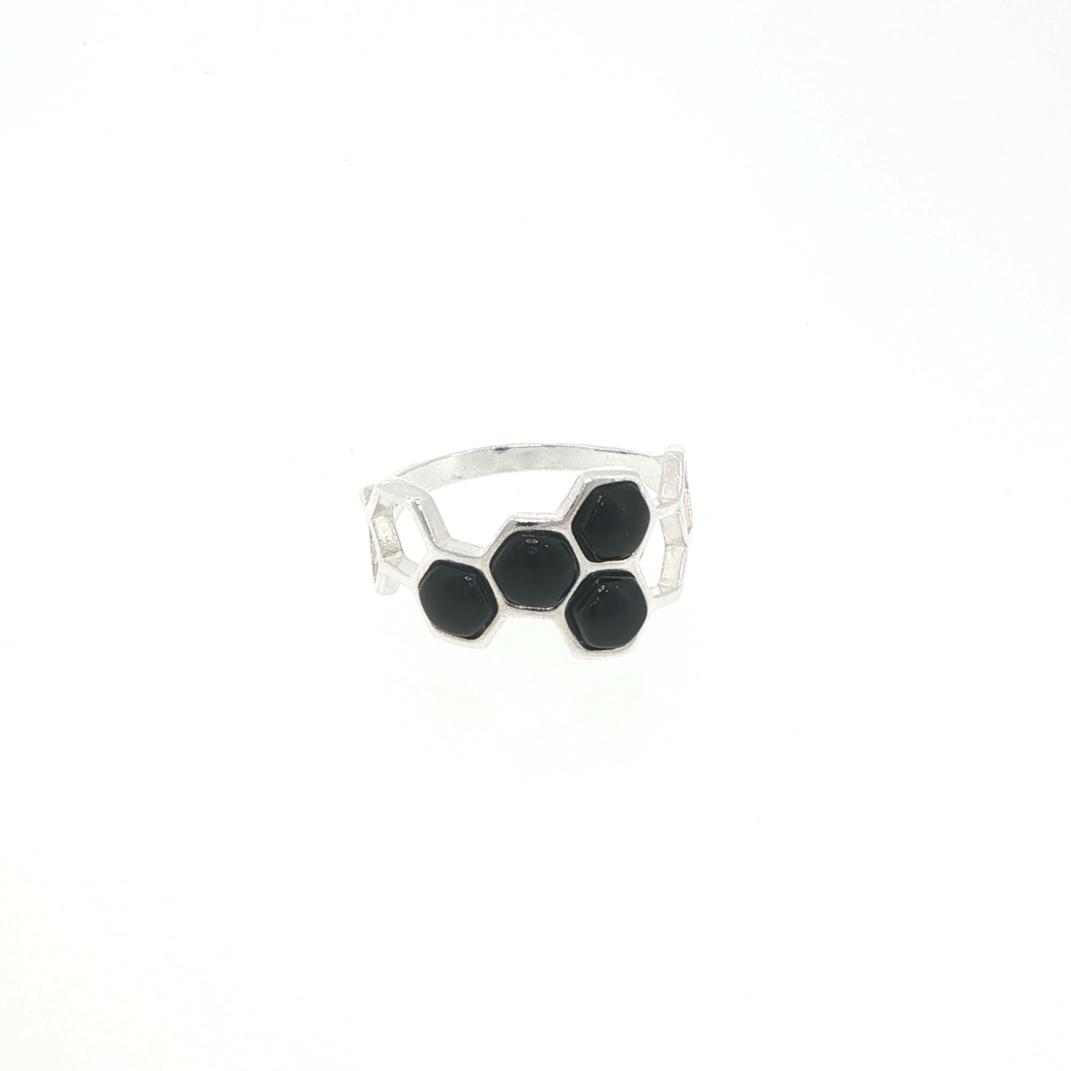 Honeycomb Ring with Whitby Jet Stones in Silver - Image 4