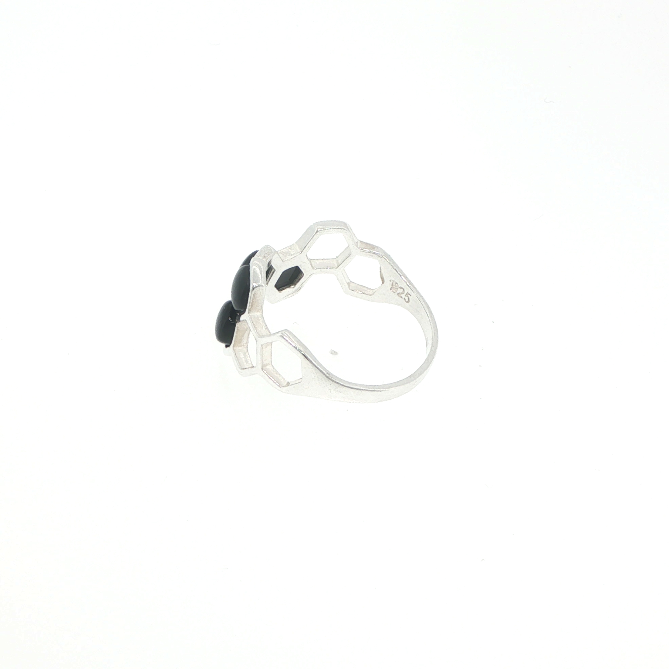 Honeycomb Ring with Whitby Jet Stones in Silver - Image 7
