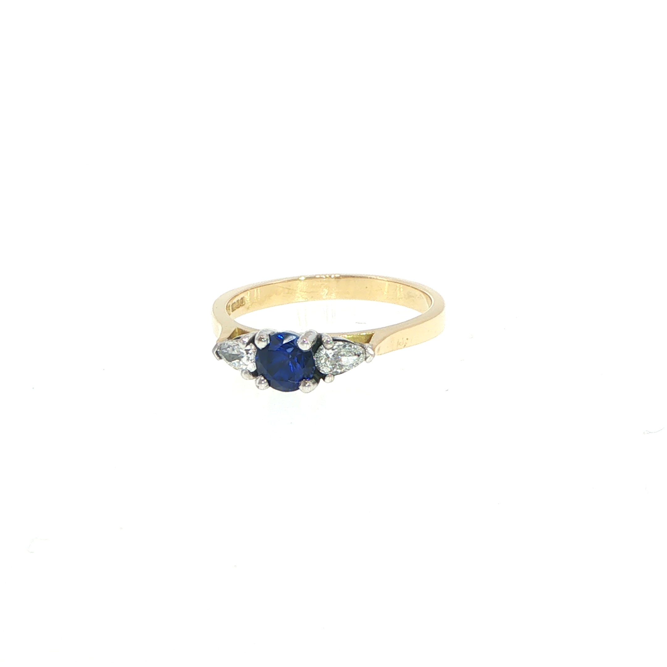 Royal Blue Sapphire Three-Stone Ring in 18ct Yellow Gold - Image 5