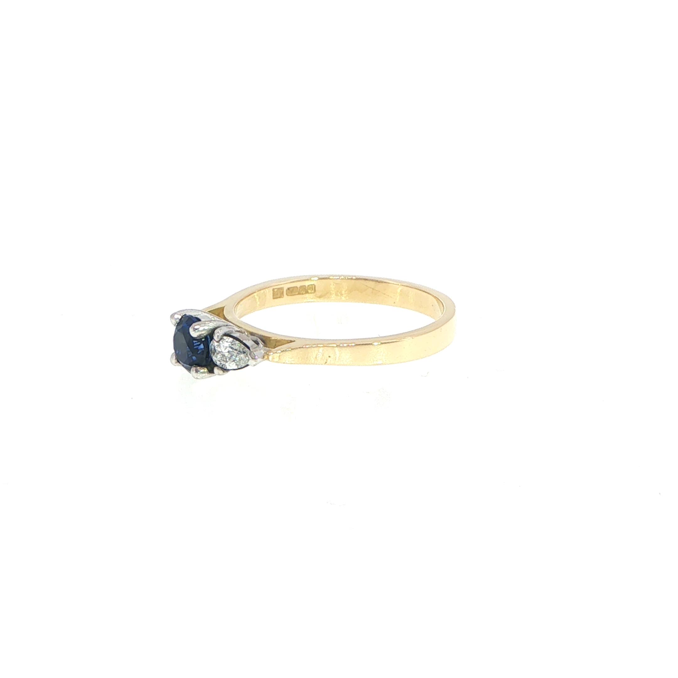 Royal Blue Sapphire Three-Stone Ring in 18ct Yellow Gold - Image 8