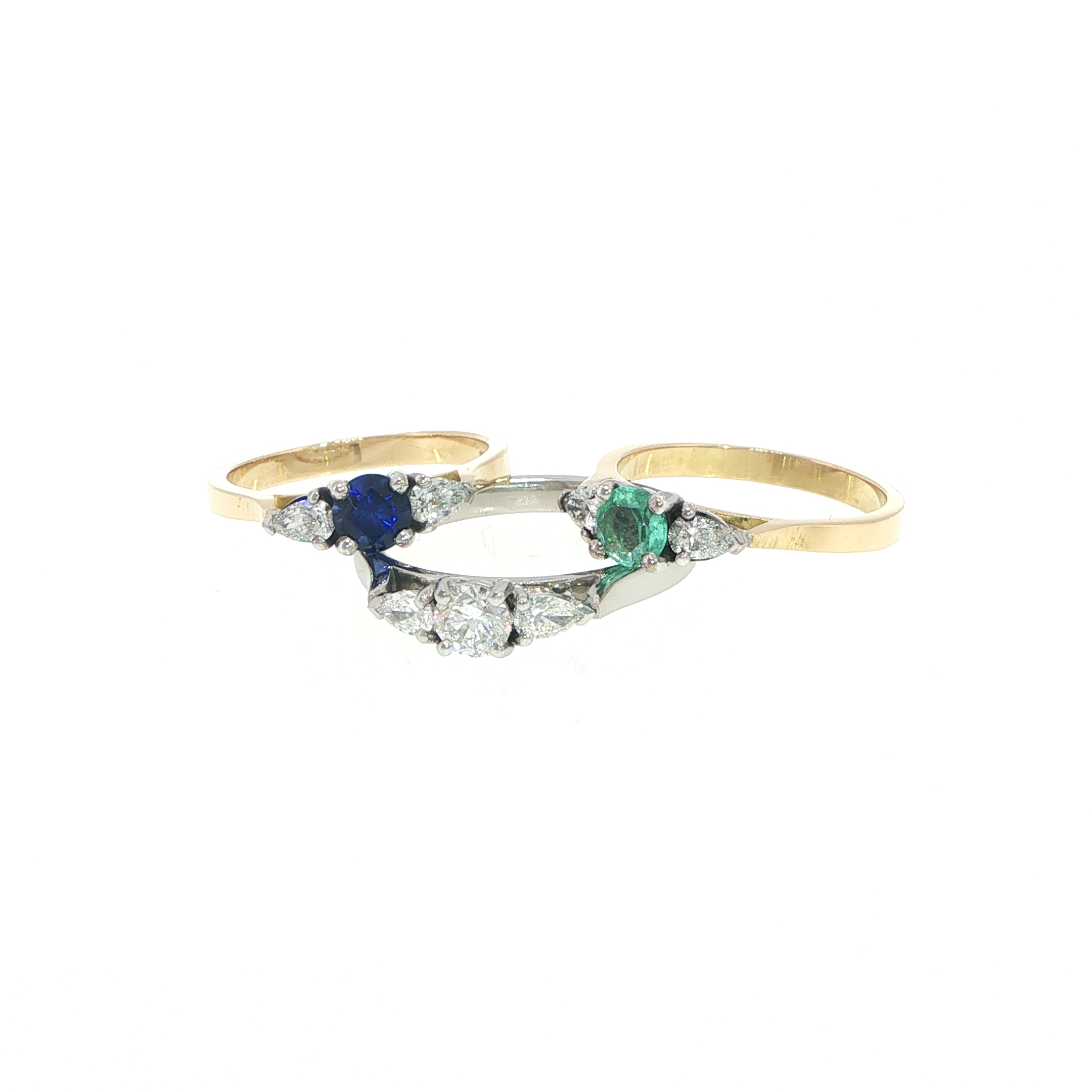 Platinum Three-Stone Diamond Ring - Image 14