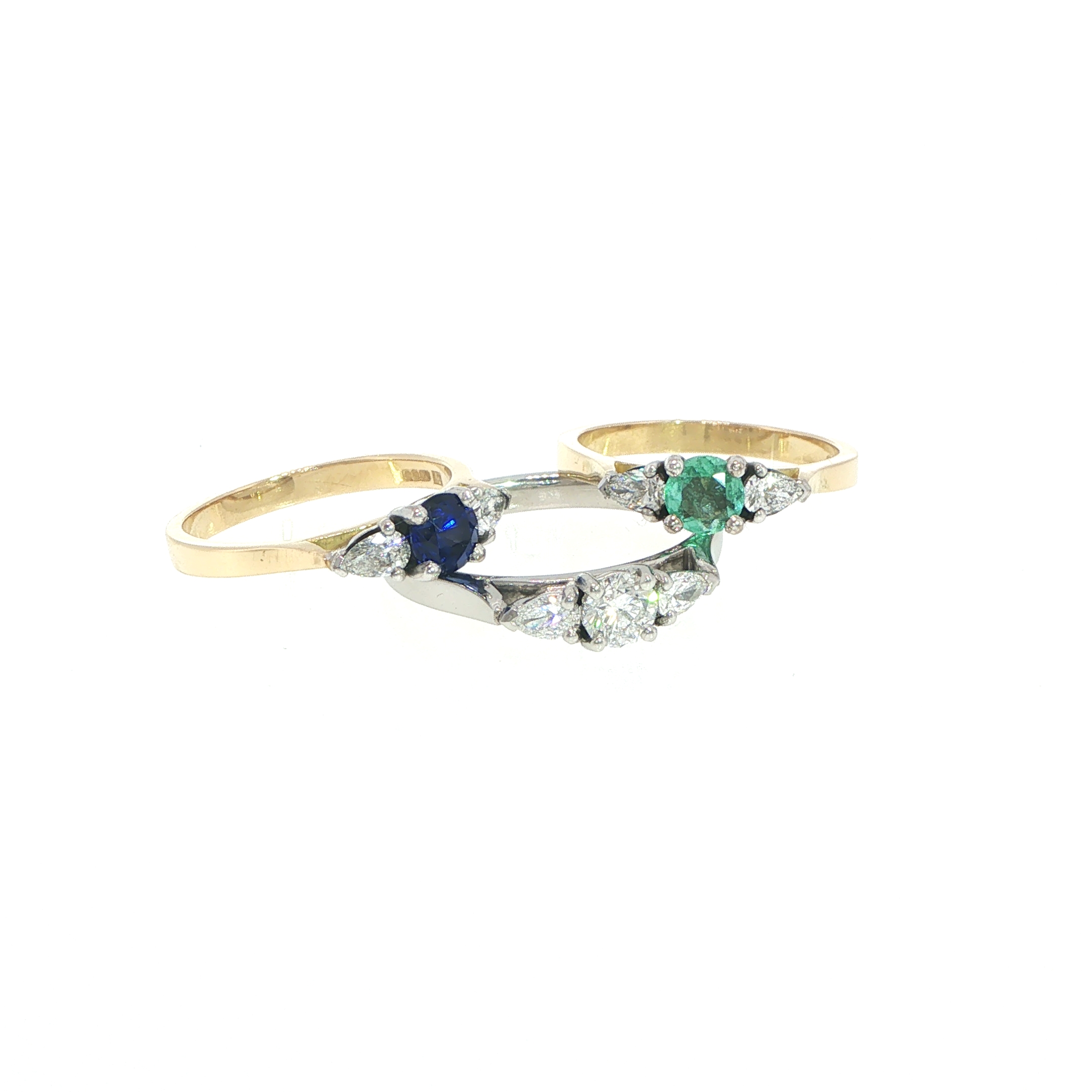 Platinum Three-Stone Diamond Ring - Image 17